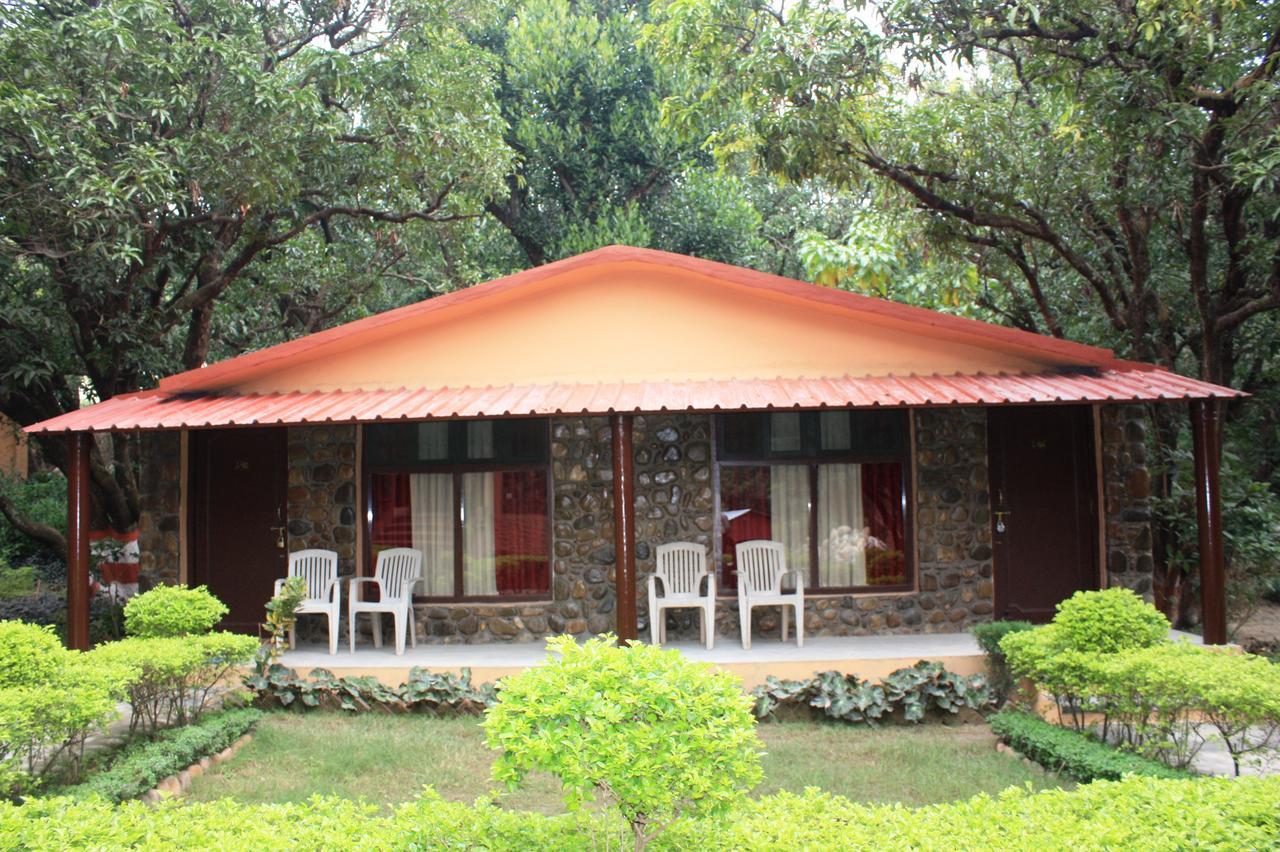 Hotel Krishna Wilderness Retreat Rāmnagar Exterior foto